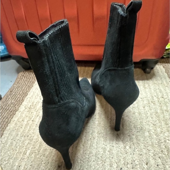 Black Via Spiga Leather Stiletto Booties - 9 - Picture 3 of 5